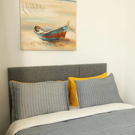 Apartament Elegant Two-bedroom In Upscale Surroundings