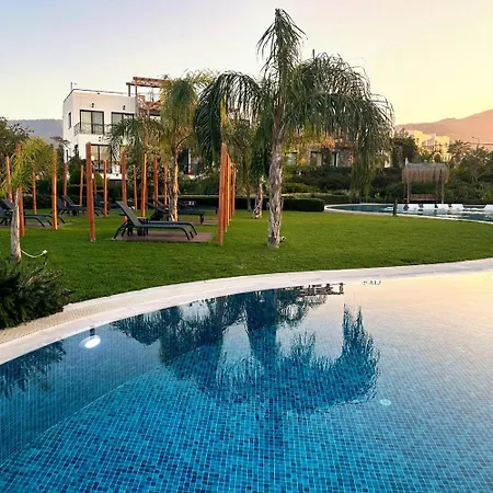 Elegant Two-bedroom In Upscale Surroundings Apartamento Cirénia